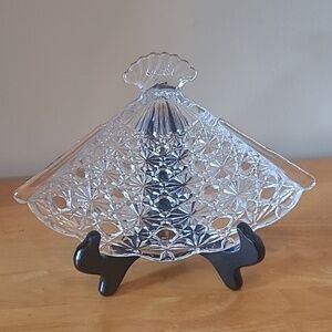 AVON Vintage 1974 Hostess Fancy Glass Soap Trinket Vanity Dish